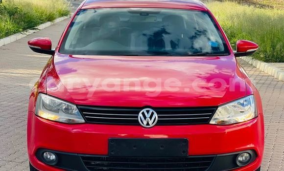 Buy Used Volkswagen Jetta Red Car in Windhoek in Namibia