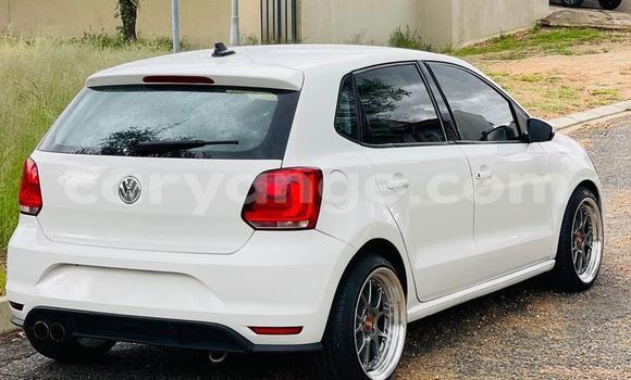 Acheter Occasion Voiture Volkswagen Polo Blanc à Windhoek, Namibie Acheter Occasion Voiture Volkswagen Polo Blanc à Windhoek, Namibie