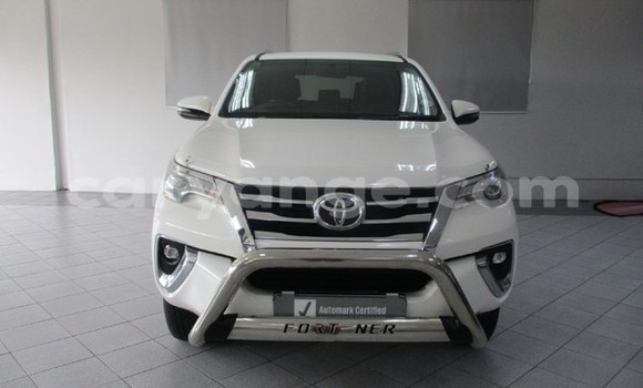 Buy Used Toyota Fortuner White Car in Windhoek in Namibia Buy Used Toyota Fortuner White Car in Windhoek in Namibia