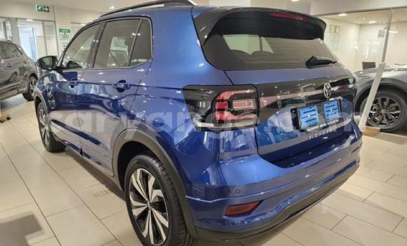 Acheter Occasion Voiture Volkswagen T-Roc Bleu à Karasburg, Karas Acheter Occasion Voiture Volkswagen T-Roc Bleu à Karasburg, Karas