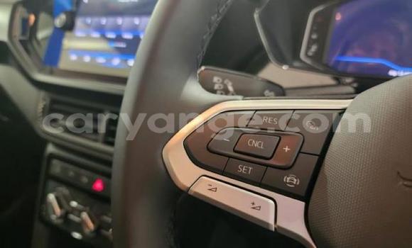 Acheter Occasion Voiture Volkswagen T-Roc Bleu à Karasburg, Karas Acheter Occasion Voiture Volkswagen T-Roc Bleu à Karasburg, Karas