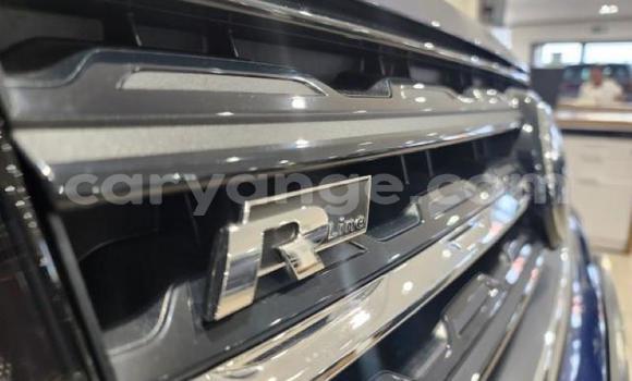 Acheter Occasion Voiture Volkswagen T-Roc Bleu à Karasburg, Karas Acheter Occasion Voiture Volkswagen T-Roc Bleu à Karasburg, Karas