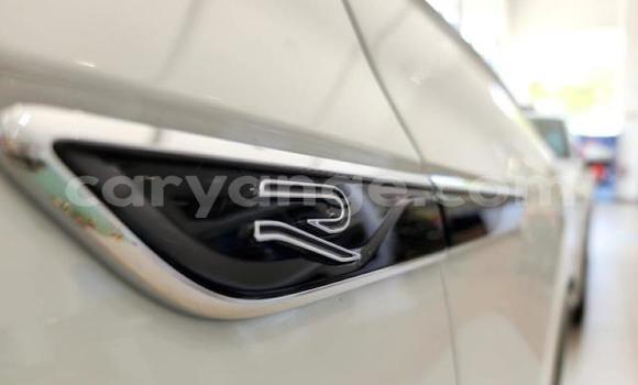 Acheter Occasion Voiture Volkswagen Touareg Blanc à Import - Dubai, Namibie Acheter Occasion Voiture Volkswagen Touareg Blanc à Import - Dubai, Namibie