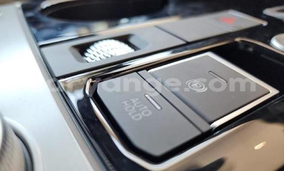 Acheter Occasion Voiture Volkswagen Touareg Blanc à Import - Dubai, Namibie Acheter Occasion Voiture Volkswagen Touareg Blanc à Import - Dubai, Namibie