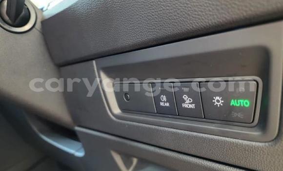 Acheter Occasion Voiture Volkswagen Touareg Blanc à Import - Dubai, Namibie Acheter Occasion Voiture Volkswagen Touareg Blanc à Import - Dubai, Namibie