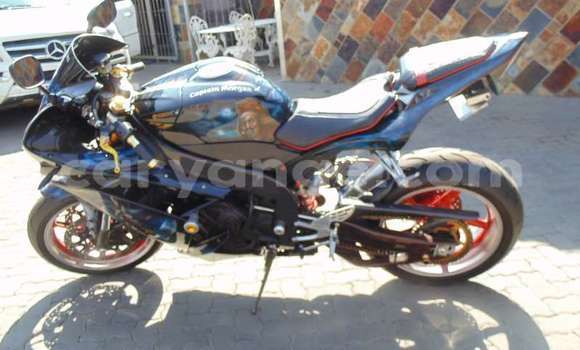 Buy Used Yamaha YZF Blue Bike in Windhoek in Namibia Buy Used Yamaha YZF Blue Bike in Windhoek in Namibia