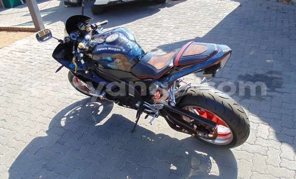 Buy Used Yamaha YZF Blue Bike in Windhoek in Namibia Buy Used Yamaha YZF Blue Bike in Windhoek in Namibia