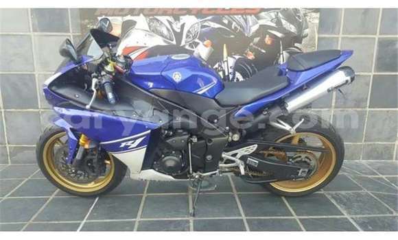 Buy Used Yamaha YZF Blue Bike in Windhoek in Namibia Buy Used Yamaha YZF Blue Bike in Windhoek in Namibia