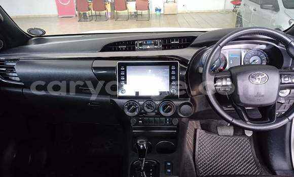 Acheter Occasion Voiture Toyota Hilux Blanc à Rundu, Namibie Acheter Occasion Voiture Toyota Hilux Blanc à Rundu, Namibie