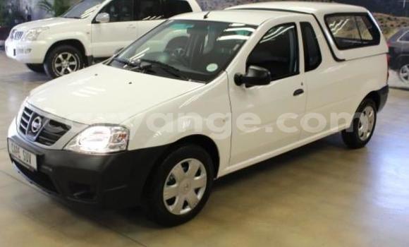 Buy Used Nissan NP 300 White Car in Windhoek in Namibia Buy Used Nissan NP 300 White Car in Windhoek in Namibia