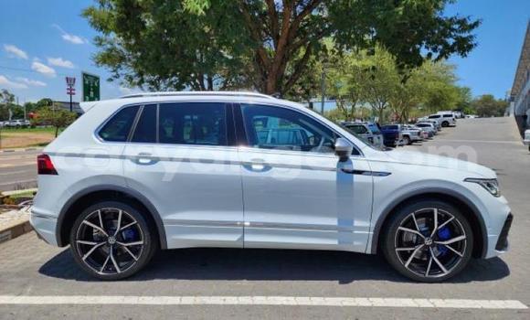 Buy Used Volkswagen Tiguan White Car in Windhoek in Namibia Buy Used Volkswagen Tiguan White Car in Windhoek in Namibia