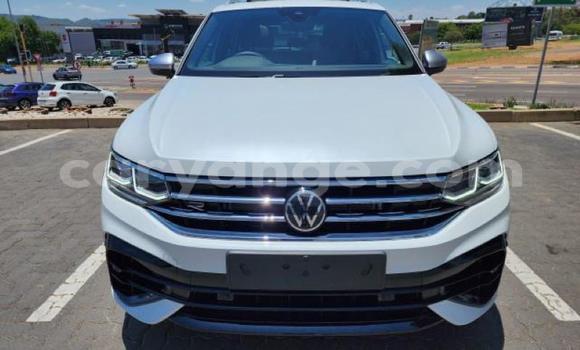 Buy Used Volkswagen Tiguan White Car in Windhoek in Namibia Buy Used Volkswagen Tiguan White Car in Windhoek in Namibia