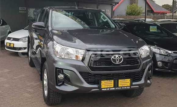 Buy Used Toyota Hilux Silver Car in Henties Bay in Erongo Buy Used Toyota Hilux Silver Car in Henties Bay in Erongo