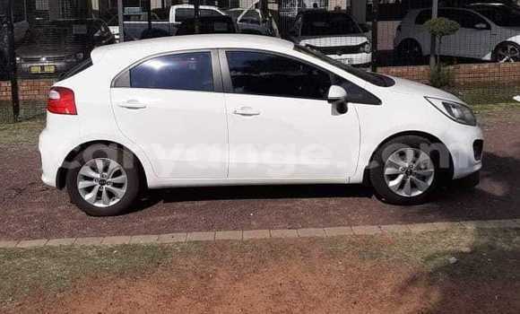 Buy Used Kia Rio White Car in Bethanien in Karas Buy Used Kia Rio White Car in Bethanien in Karas