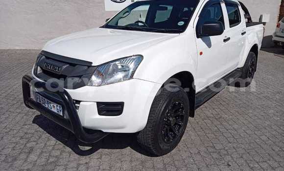 Buy Used Isuzu KB White Car in Karasburg in Karas Buy Used Isuzu KB White Car in Karasburg in Karas