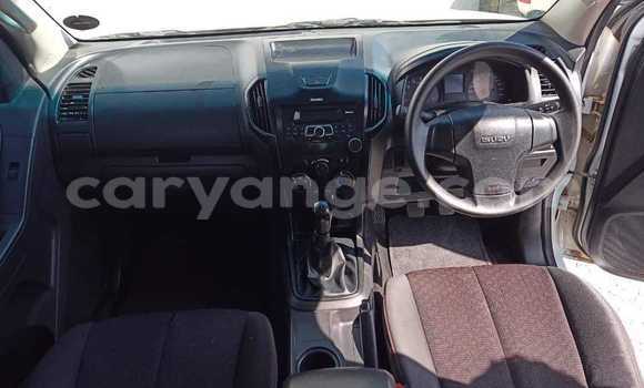 Buy Used Isuzu KB White Car in Karasburg in Karas Buy Used Isuzu KB White Car in Karasburg in Karas