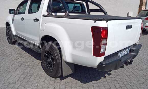 Buy Used Isuzu KB White Car in Karasburg in Karas Buy Used Isuzu KB White Car in Karasburg in Karas