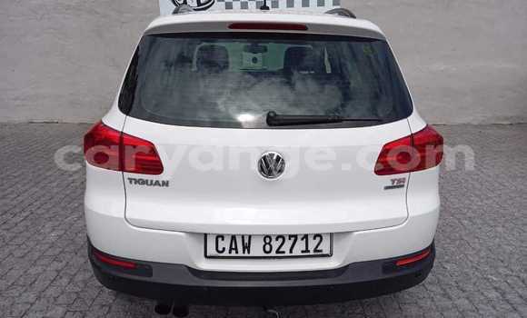 Acheter Occasion Voiture Volkswagen Tiguan Blanc à Khorixas, Kunene Acheter Occasion Voiture Volkswagen Tiguan Blanc à Khorixas, Kunene