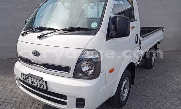 Buy Used Kia K3 White Car in Opuwo in Kunene