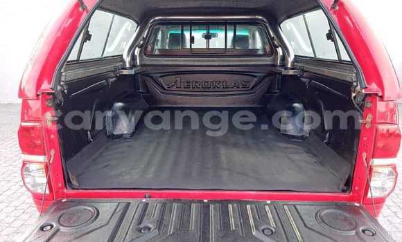 Acheter Occasion Voiture Toyota Hilux Rouge à Warmbad, Karas Acheter Occasion Voiture Toyota Hilux Rouge à Warmbad, Karas