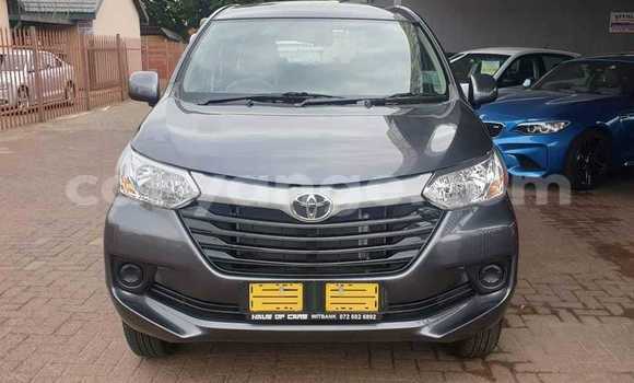 Acheter Occasion Voiture Toyota Avanza Gris à Walvis Bay, Namibie Acheter Occasion Voiture Toyota Avanza Gris à Walvis Bay, Namibie