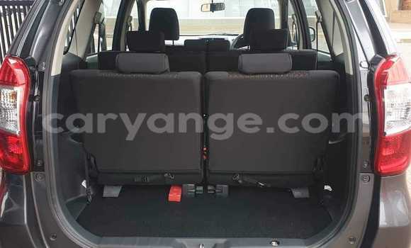 Acheter Occasion Voiture Toyota Avanza Gris à Walvis Bay, Namibie Acheter Occasion Voiture Toyota Avanza Gris à Walvis Bay, Namibie