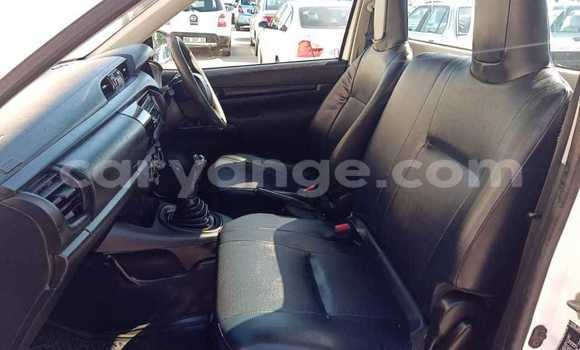 Buy Used Toyota Hilux White Car in Henties Bay in Erongo Buy Used Toyota Hilux White Car in Henties Bay in Erongo