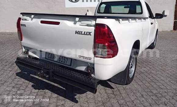 Buy Used Toyota Hilux White Car in Henties Bay in Erongo Buy Used Toyota Hilux White Car in Henties Bay in Erongo