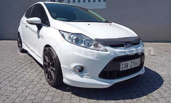 Acheter Occasion Voiture Ford Fiesta Blanc à Rehoboth, Hardap Acheter Occasion Voiture Ford Fiesta Blanc à Rehoboth, Hardap