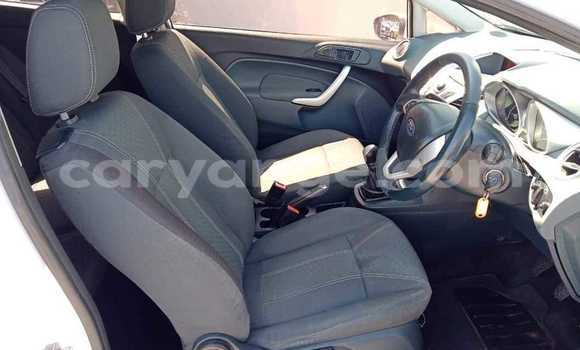 Acheter Occasion Voiture Ford Fiesta Blanc à Rehoboth, Hardap Acheter Occasion Voiture Ford Fiesta Blanc à Rehoboth, Hardap