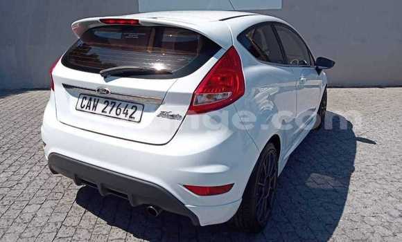 Acheter Occasion Voiture Ford Fiesta Blanc à Rehoboth, Hardap Acheter Occasion Voiture Ford Fiesta Blanc à Rehoboth, Hardap