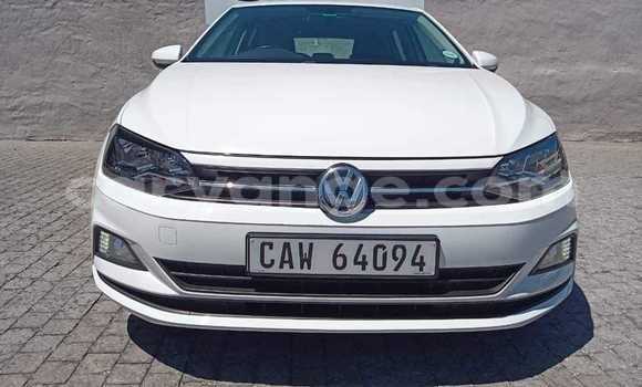 Acheter Occasion Voiture Volkswagen Polo Blanc à Outjo, Kunene Acheter Occasion Voiture Volkswagen Polo Blanc à Outjo, Kunene