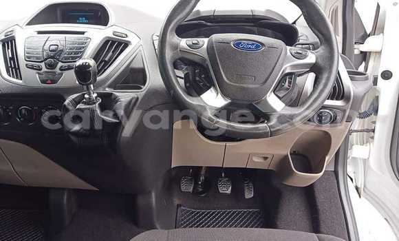 Buy Used Ford Tourneo Custom White Car in Usakos in Erongo Buy Used Ford Tourneo Custom White Car in Usakos in Erongo