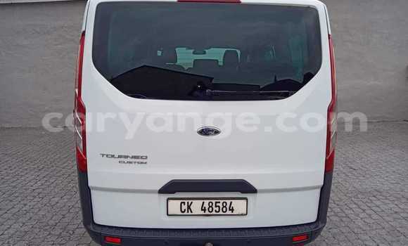 Buy Used Ford Tourneo Custom White Car in Usakos in Erongo Buy Used Ford Tourneo Custom White Car in Usakos in Erongo