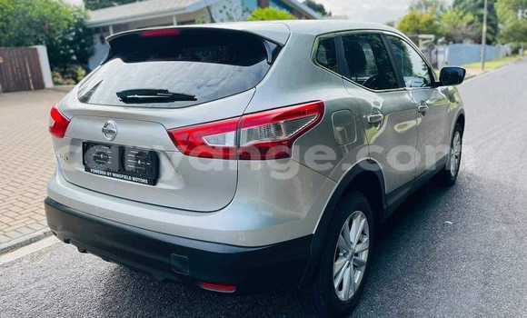 Buy Used Nissan Qashqai Silver Car in Arandis in Kunene Buy Used Nissan Qashqai Silver Car in Arandis in Kunene