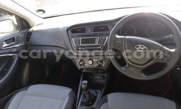 Acheter Occasion Voiture Hyundai I20 Blanc à Usakos, Erongo Acheter Occasion Voiture Hyundai I20 Blanc à Usakos, Erongo