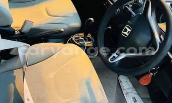 Acheter Occasion Voiture Honda FIT Rouge à Ondangwa, Oshikoto Acheter Occasion Voiture Honda FIT Rouge à Ondangwa, Oshikoto