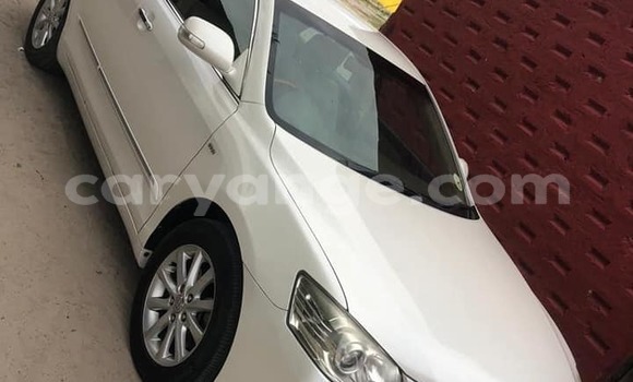 Buy Used Toyota Camry White Car in Ondangwa in Oshikoto
