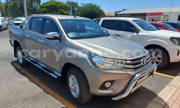Buy Used Toyota Hilux Beige Car in Grootfontein in Namibia