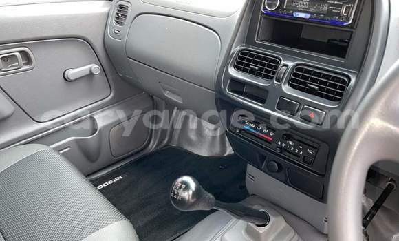 Acheter Occasion Voiture Nissan NP 300 Blanc à Henties Bay, Erongo Acheter Occasion Voiture Nissan NP 300 Blanc à Henties Bay, Erongo