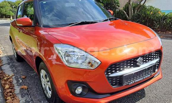 Buy Used Suzuki Swift Beige Car in Henties Bay in Erongo