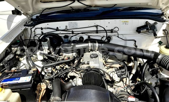 Acheter Occasion Voiture FORD MUSTANG Blanc à Okahandja, Namibie Acheter Occasion Voiture FORD MUSTANG Blanc à Okahandja, Namibie