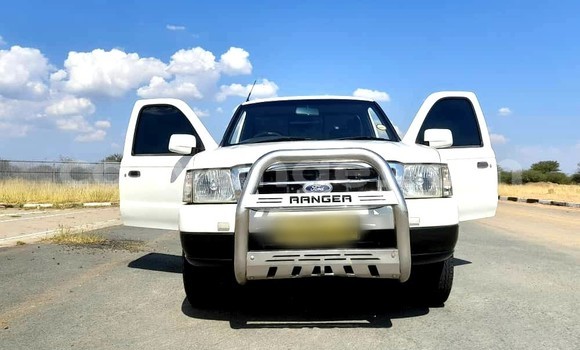 Acheter Occasion Voiture FORD MUSTANG Blanc à Okahandja, Namibie Acheter Occasion Voiture FORD MUSTANG Blanc à Okahandja, Namibie