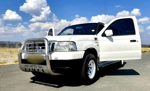 Acheter Occasion Voiture FORD MUSTANG Blanc à Okahandja, Namibie Acheter Occasion Voiture FORD MUSTANG Blanc à Okahandja, Namibie