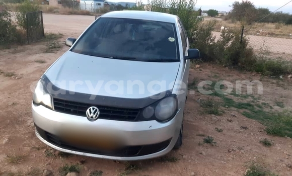 Acheter Occasion Voiture Volkswagen Polo Sedan Gris à Okahandja, Namibie Acheter Occasion Voiture Volkswagen Polo Sedan Gris à Okahandja, Namibie