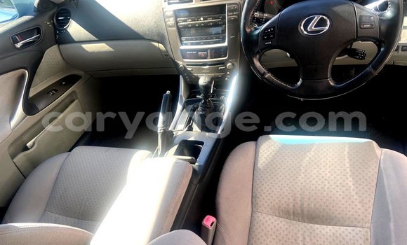 Acheter Occasion Voiture Lexus IS 300 Bleu à Windhoek, Namibie Acheter Occasion Voiture Lexus IS 300 Bleu à Windhoek, Namibie