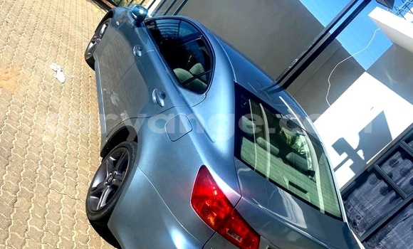 Acheter Occasion Voiture Lexus IS 300 Bleu à Windhoek, Namibie Acheter Occasion Voiture Lexus IS 300 Bleu à Windhoek, Namibie