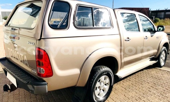 Acheter Occasion Voiture Toyota Hilux Beige à Windhoek, Namibie Acheter Occasion Voiture Toyota Hilux Beige à Windhoek, Namibie