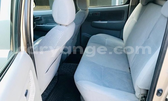 Acheter Occasion Voiture Toyota Hilux Beige à Windhoek, Namibie Acheter Occasion Voiture Toyota Hilux Beige à Windhoek, Namibie