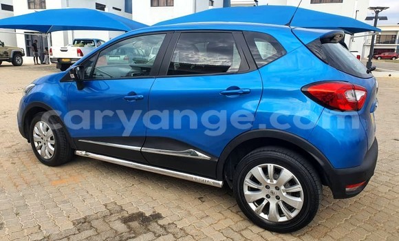 Acheter Occasion Voiture Renault Captur Bleu à Windhoek, Namibie Acheter Occasion Voiture Renault Captur Bleu à Windhoek, Namibie